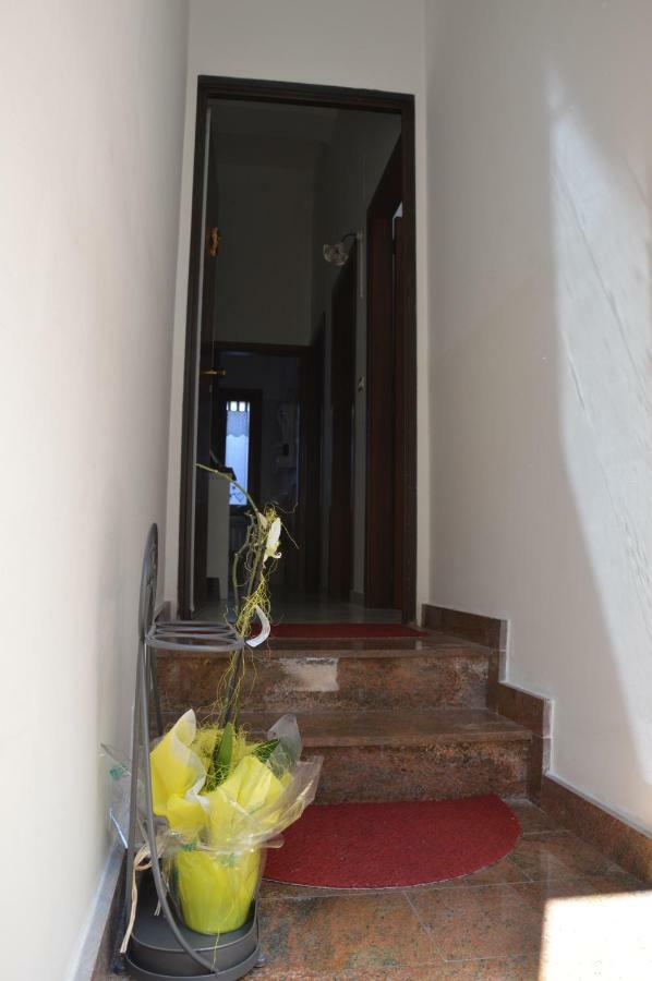 B&B Vicolo del Chiostro Aci SantʼAntonio Exterior foto