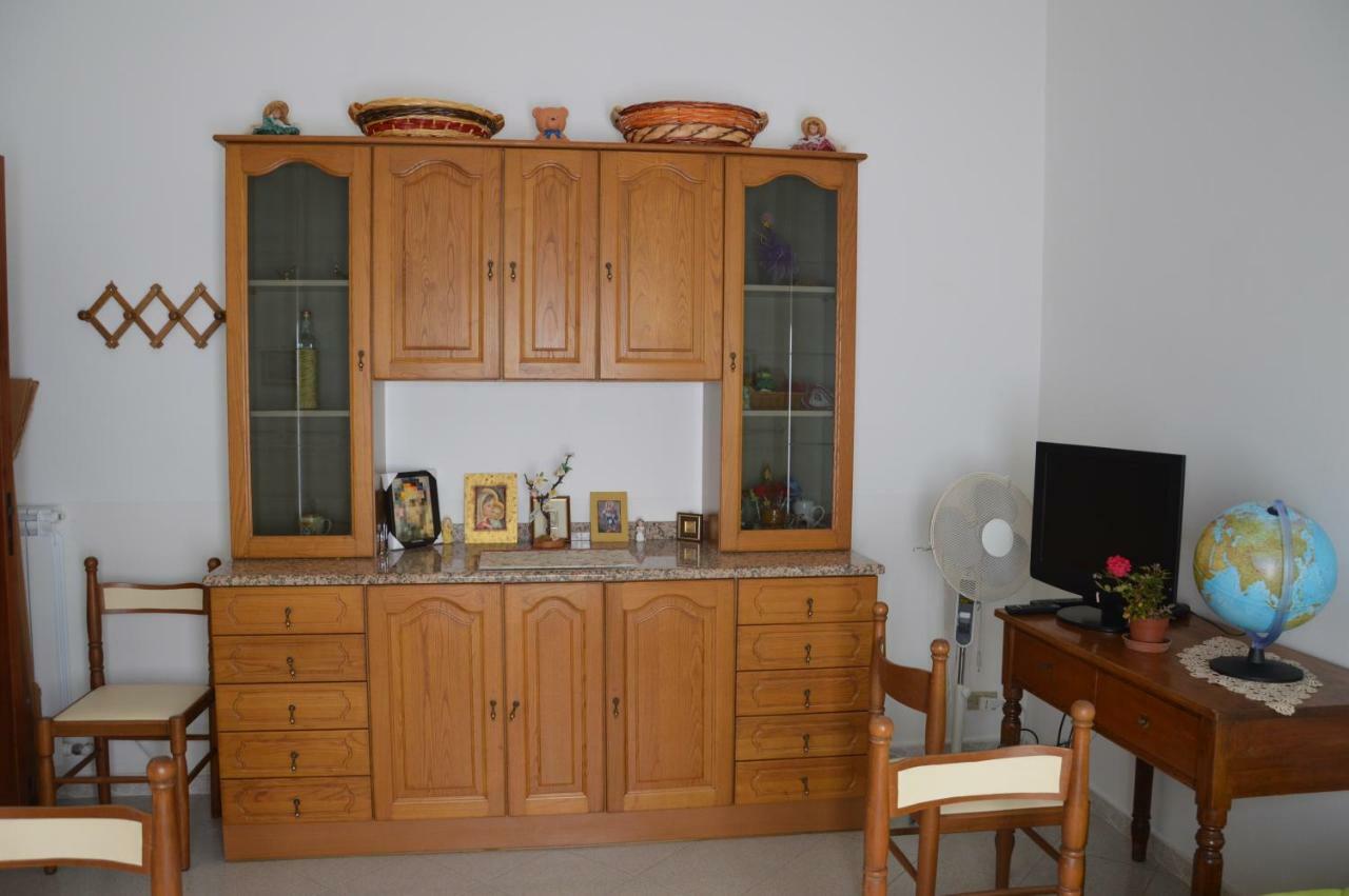B&B Vicolo del Chiostro Aci SantʼAntonio Exterior foto